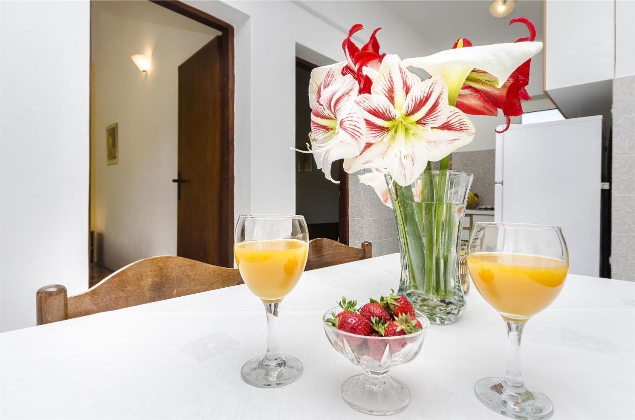 Apartments And Room Lotus Tribunj  Ngoại thất bức ảnh