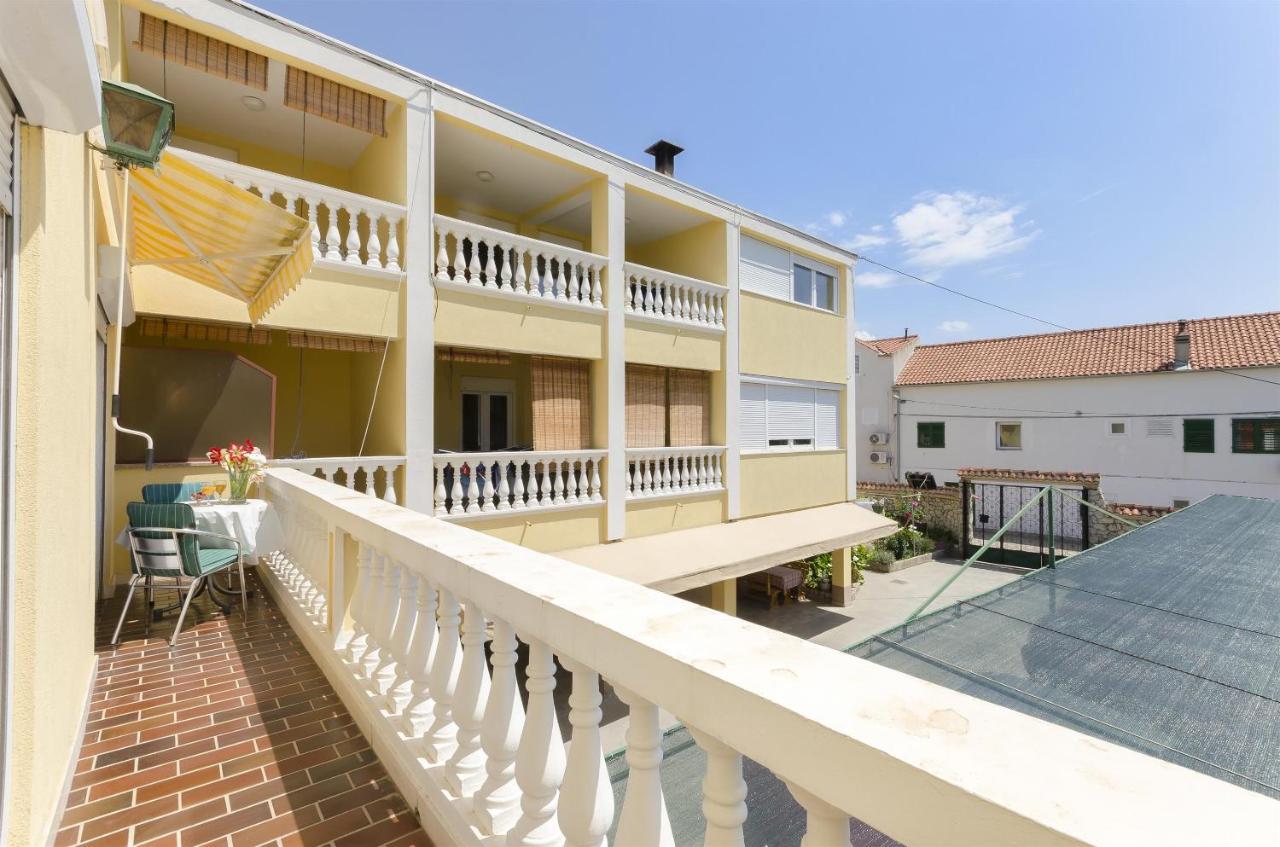 Apartments And Room Lotus Tribunj  Ngoại thất bức ảnh